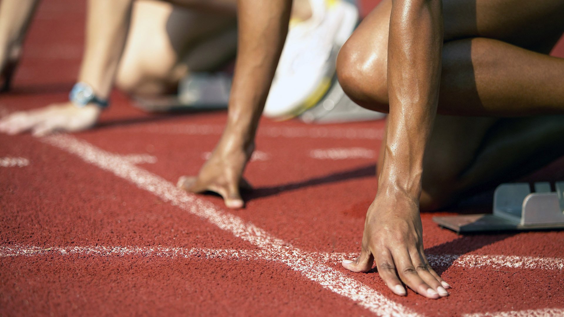 决赛表现回顾：贾瓦迪全力以赴，贾维斯·瓦纳多